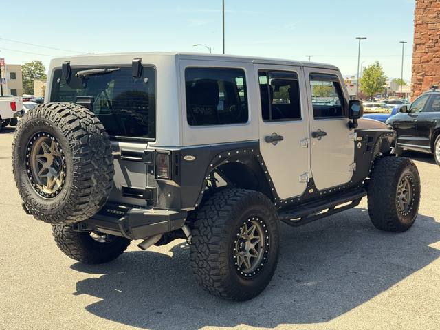 2016 Jeep Wrangler Unlimited Sahara 4WD