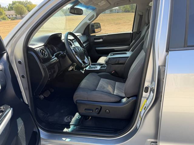 2014 Toyota Tundra SR5 4.6L V8 Double Cab 2WD