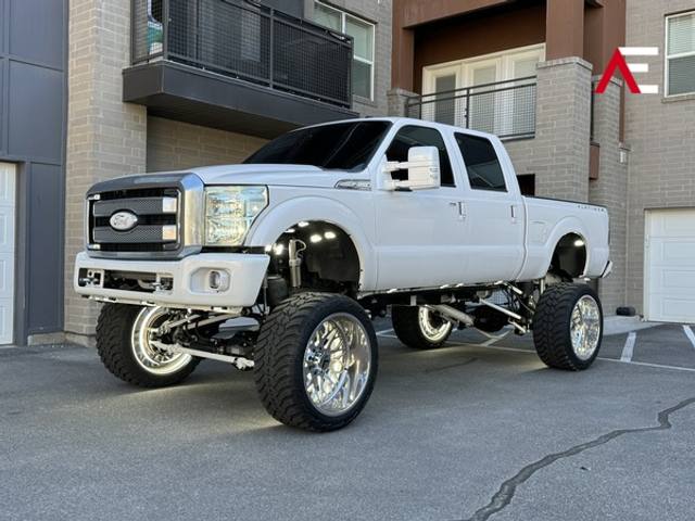 2013 Ford F-250 SD Platinum Crew Cab 4WD