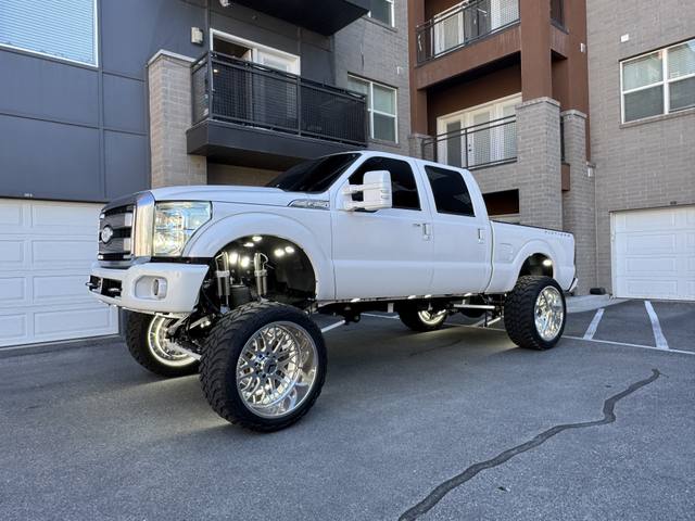 2013 Ford F-250 SD Platinum Crew Cab 4WD