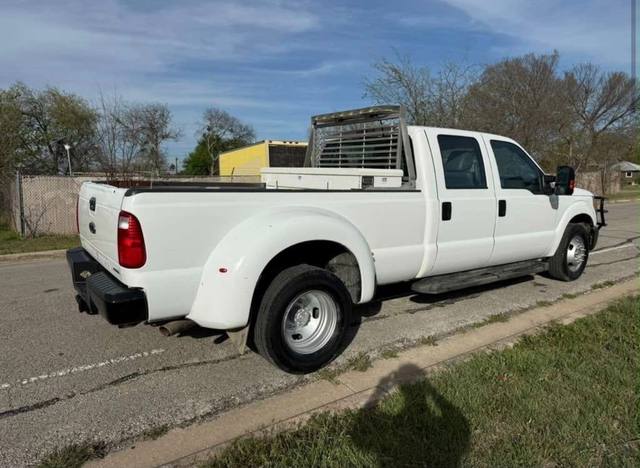 2015 Ford F-350 SD XLT Crew Cab Long Bed DRW 2WD
