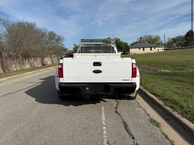 2015 Ford F-350 SD XLT Crew Cab Long Bed DRW 2WD