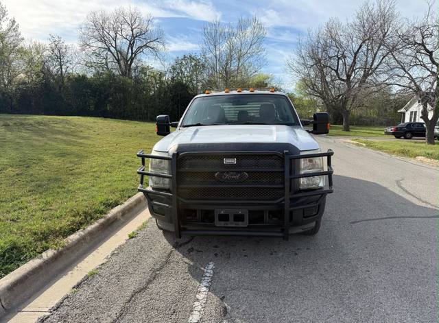 2015 Ford F-350 SD XLT Crew Cab Long Bed DRW 2WD