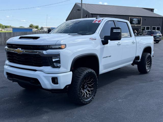 2024 Chevrolet Silverado 2500HD LT Crew Cab  4WD