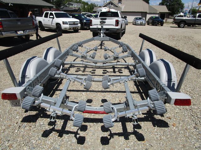 2022 EZ Loader TL