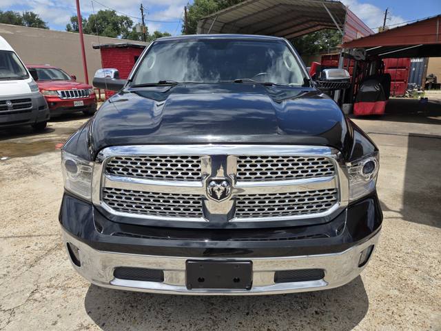 2018 RAM 1500 Laramie Crew Cab SWB 2WD