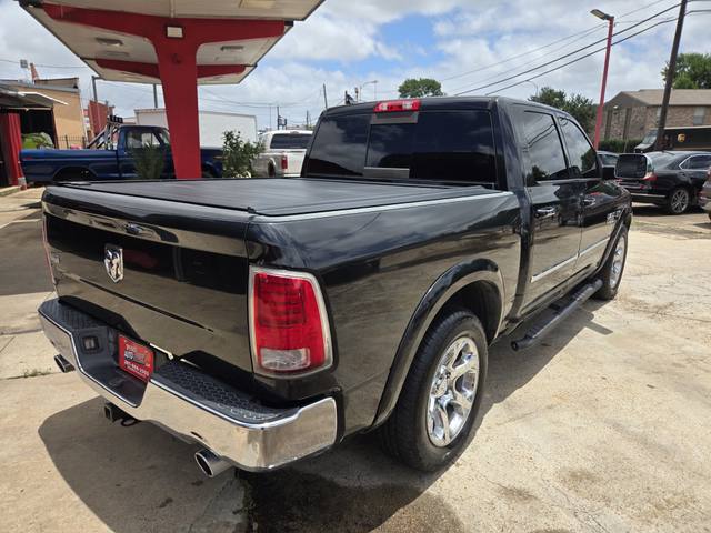 2018 RAM 1500 Laramie Crew Cab SWB 2WD
