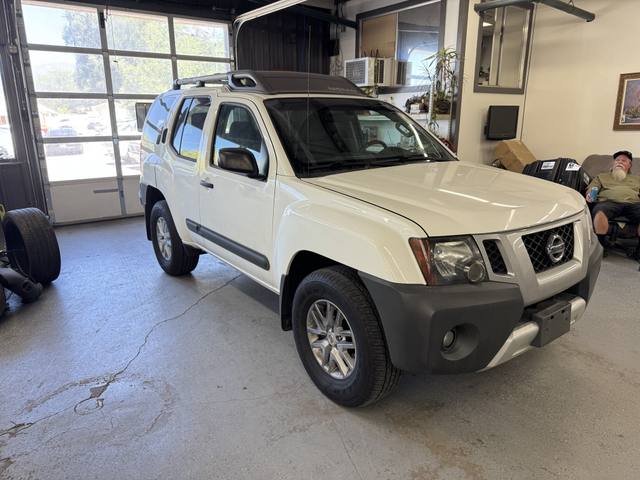 2014 Nissan Xterra S 5AT 4WD
