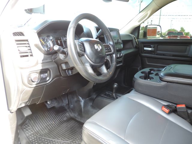 2019 RAM 3500 Crew Cab Tradesman Flatbed DRW 4WD