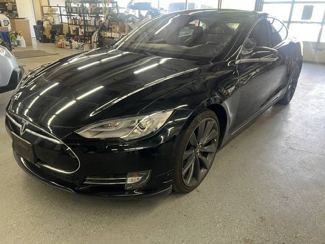 2014 Tesla Model S Base