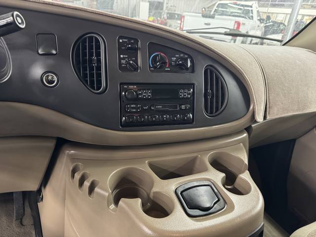 2003 Ford Econoline E-150 Chateau