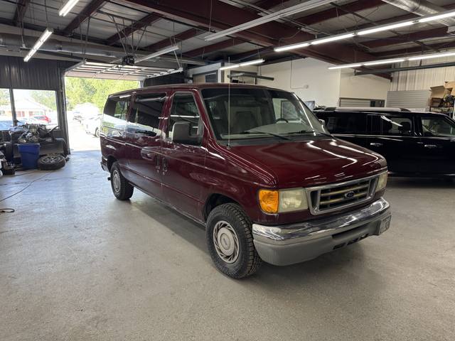 2003 Ford Econoline E-150 Chateau