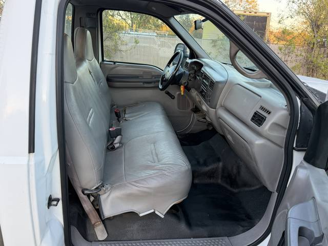 2000 Ford F-250 SD Lariat Reg. Cab 2WD
