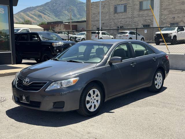 2011 Toyota Camry Base 6-Spd AT