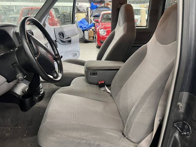 2000 Mazda B-Series B3000 Cab Plus 4 Troy Lee 2WD