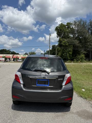 2013 Toyota Yaris L 5-Door AT