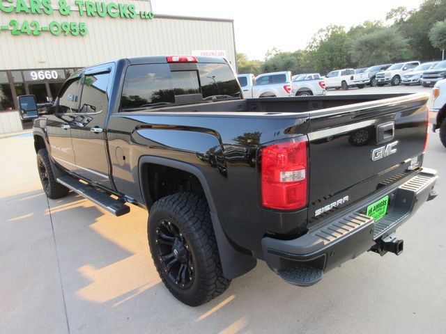 2017 GMC Sierra 3500HD Denali Crew Cab 4WD