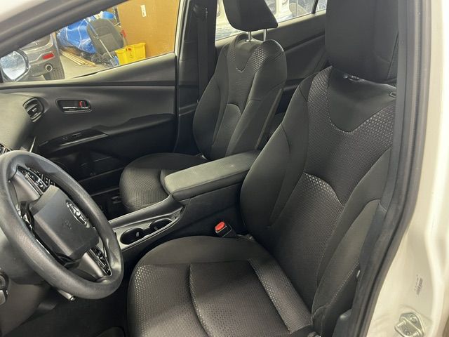 2020 Toyota Prius LE