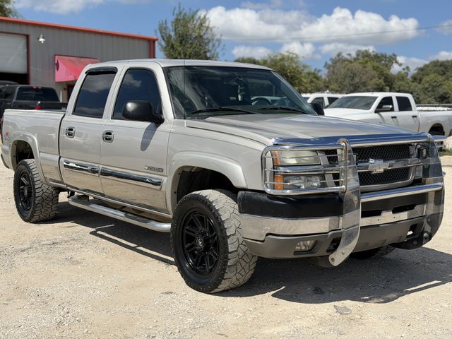 2004 Chevrolet Silverado 2500HD LT Crew Cab Long Bed 4WD