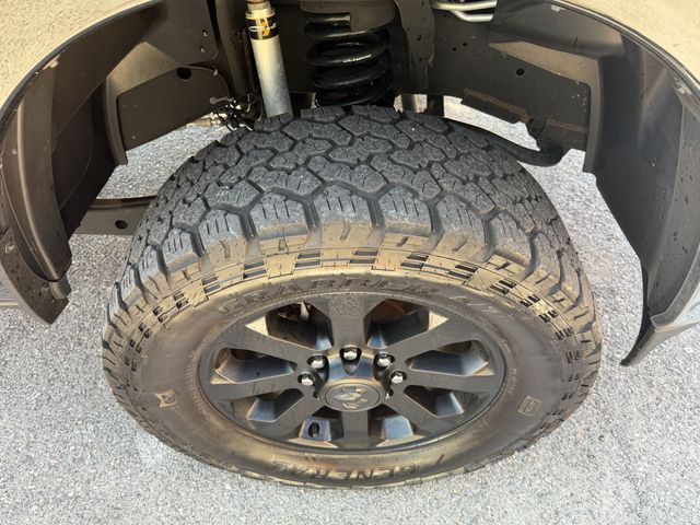 2021 RAM 2500 Tradesman Crew Cab SWB 4WD