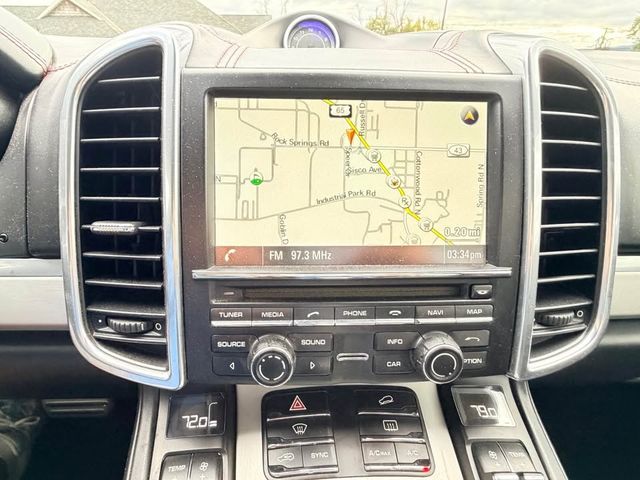 2014 Porsche Cayenne GTS