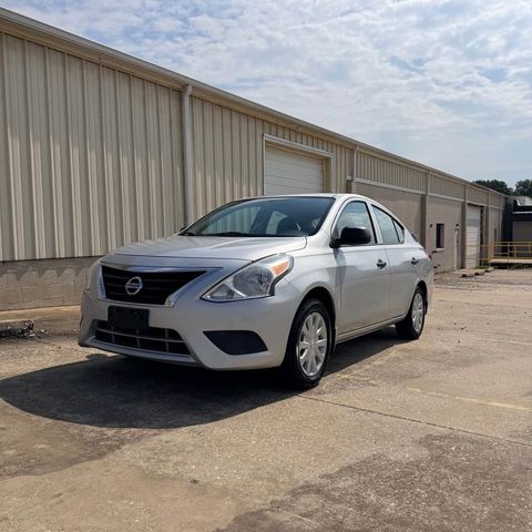 2015 Nissan Versa 1.6 S Plus