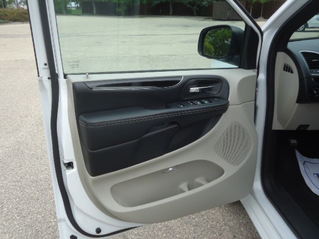 2019 Dodge Grand Caravan SE Plus