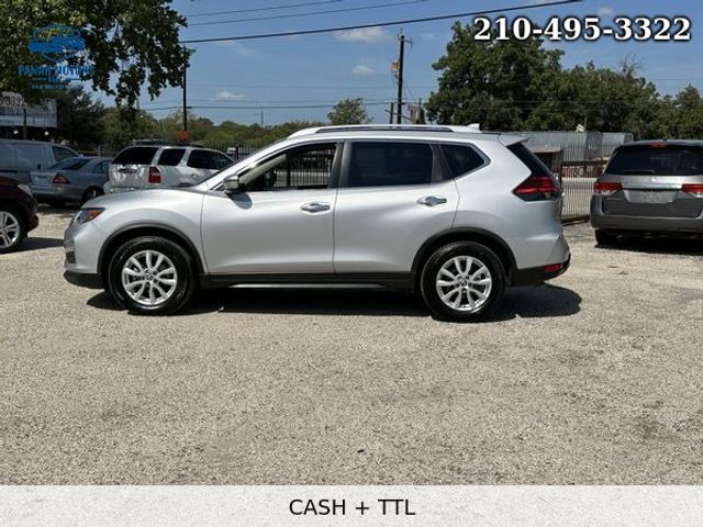 2017 Nissan Rogue SV FWD