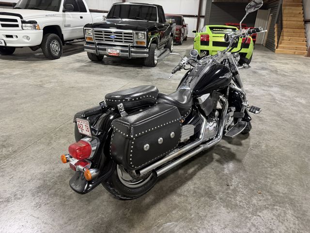 2005 Suzuki boulevard
