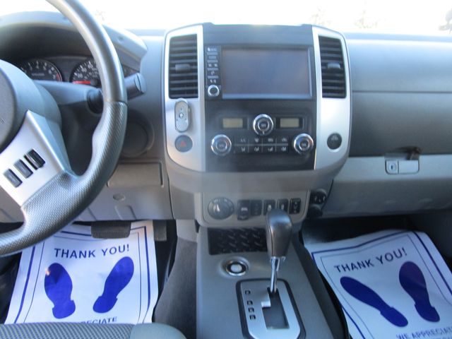 2021 Nissan Frontier SV  4WD