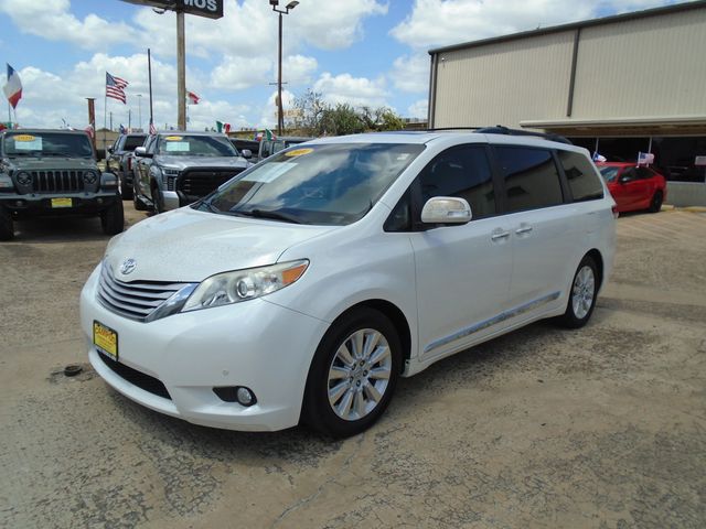 2014 Toyota Sienna XLE FWD 8-Passenger V6