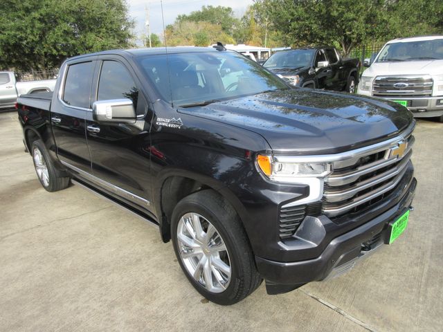 2022 Chevrolet Silverado 1500 High Country Crew Cab 4WD