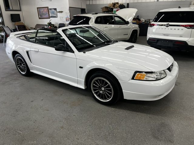 2000 Ford Mustang GT Convertible
