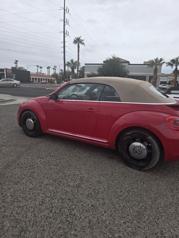 2014 Volkswagen Beetle 2.5L Convertible
