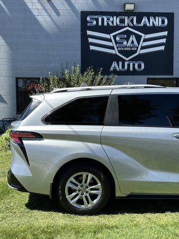 2025 Toyota Sienna Platinum 7-Passenger AWD