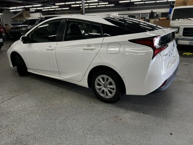 2020 Toyota Prius LE