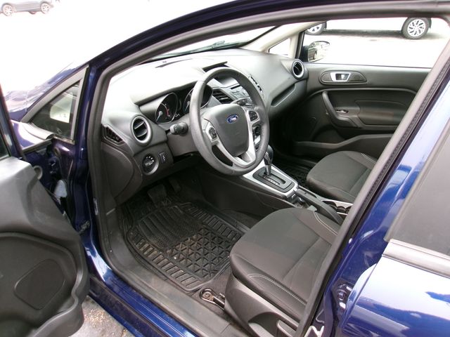 2016 Ford Fiesta SE Sedan