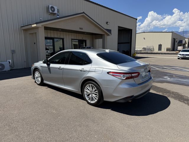 2019 Toyota Camry Hybrid LE
