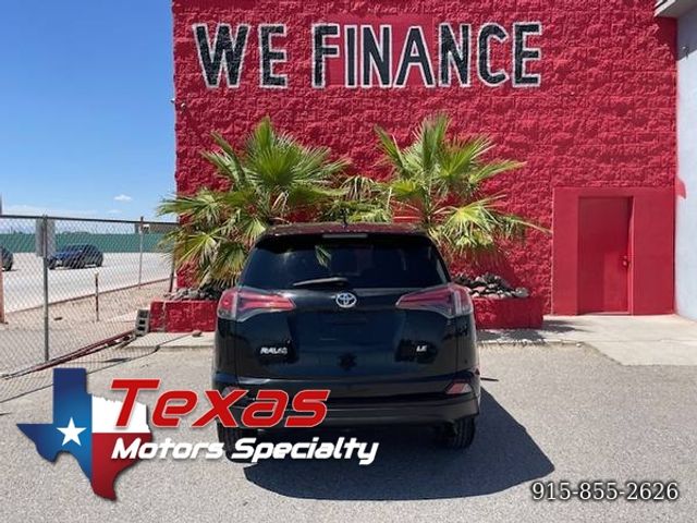 2018 Toyota RAV4 LE FWD