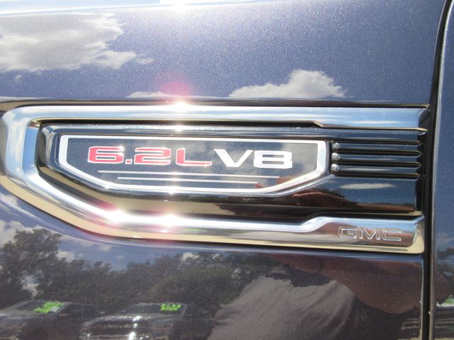 2023 GMC Sierra 1500 AT4 Crew Cab 4WD