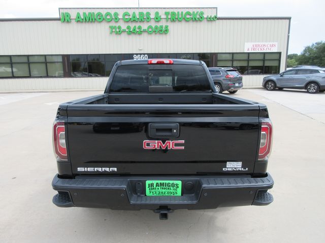 2017 GMC Sierra 1500 Denali Crew Cab Short Box 4WD