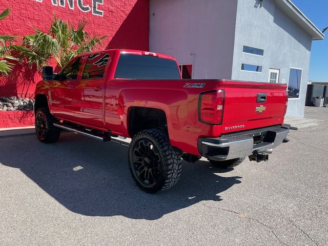 2016 Chevrolet Silverado 2500HD LT Crew Cab Long Box 4WD