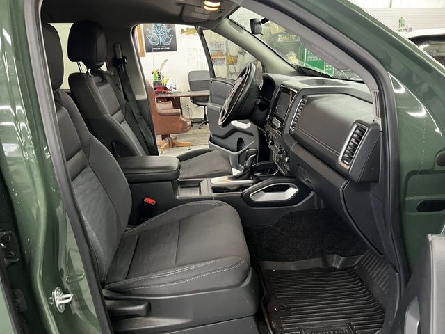 2023 Nissan Frontier SL Crew Cab 4WD