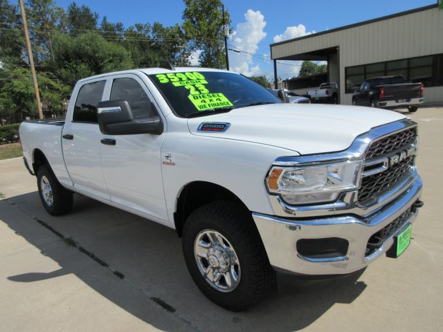 2023 RAM 2500 Tradesman Crew Cab SWB 4WD