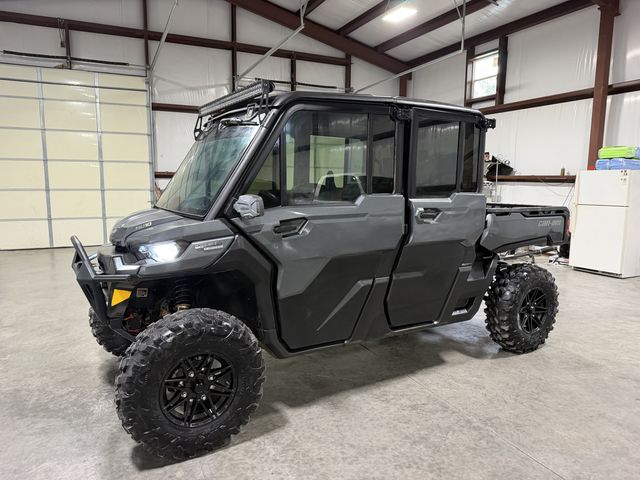 2022 Can Am Defender Limited 
