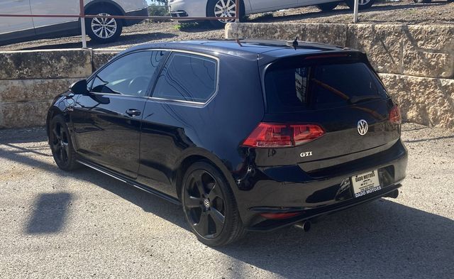 2015 Volkswagen GTI S 6M 2-Door