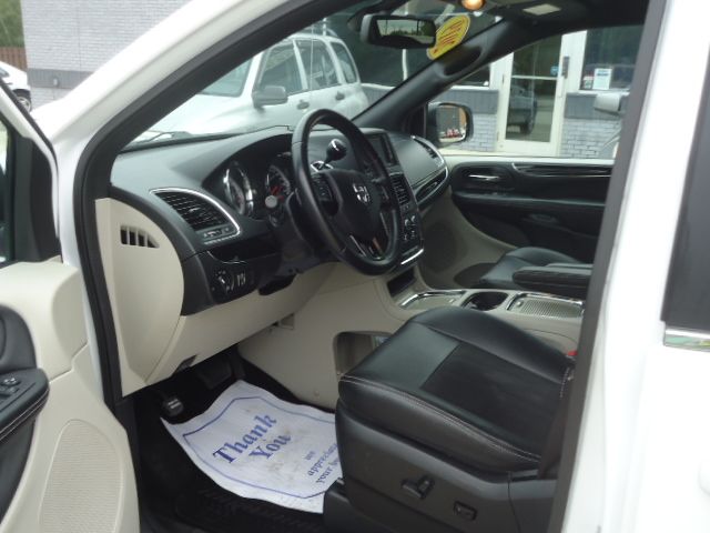 2019 Dodge Grand Caravan SE Plus