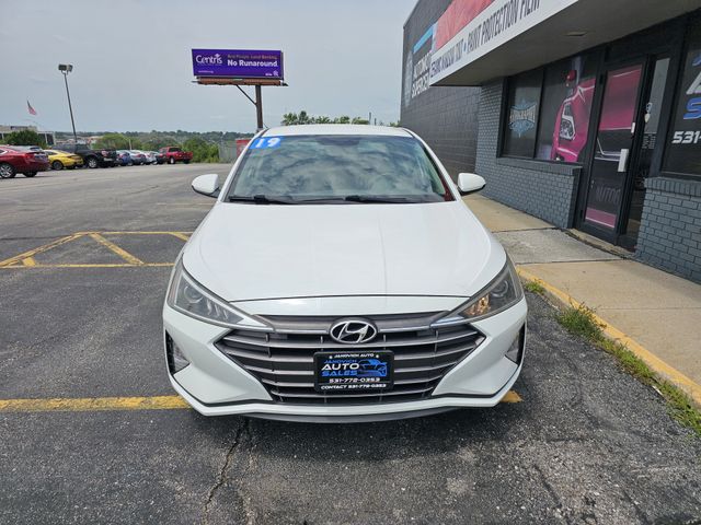 2019 Hyundai Elantra SE 6M