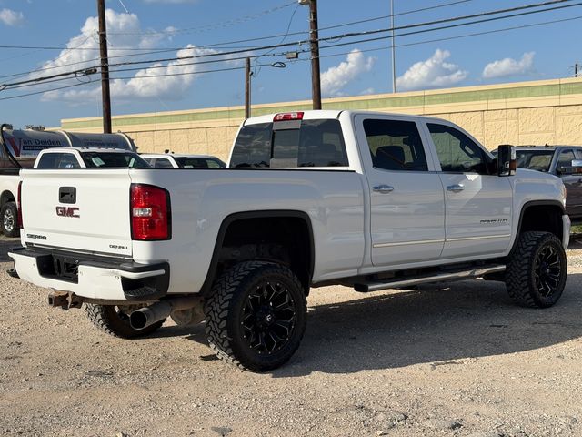 2015 GMC Sierra 2500HD Denali Crew Cab 4WD