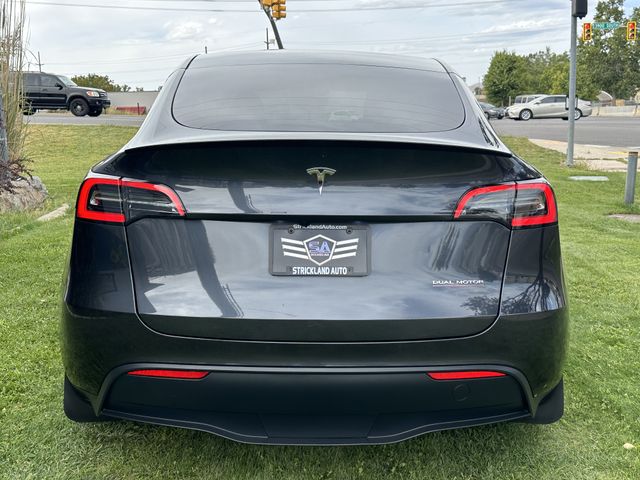 2025 Tesla Model Y Performance